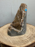 Amethist op standvlak – 13,5 × 9,5 cm