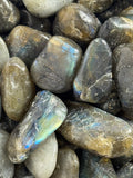 Choose From Multiple Natural Stones – Perfect for Decoration or Gifting